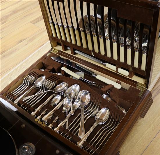 A canteen of Arthur Price plated reeded Old English pattern cutlery, settings for eight persons, boxed & a set of 6 fish knives & forks